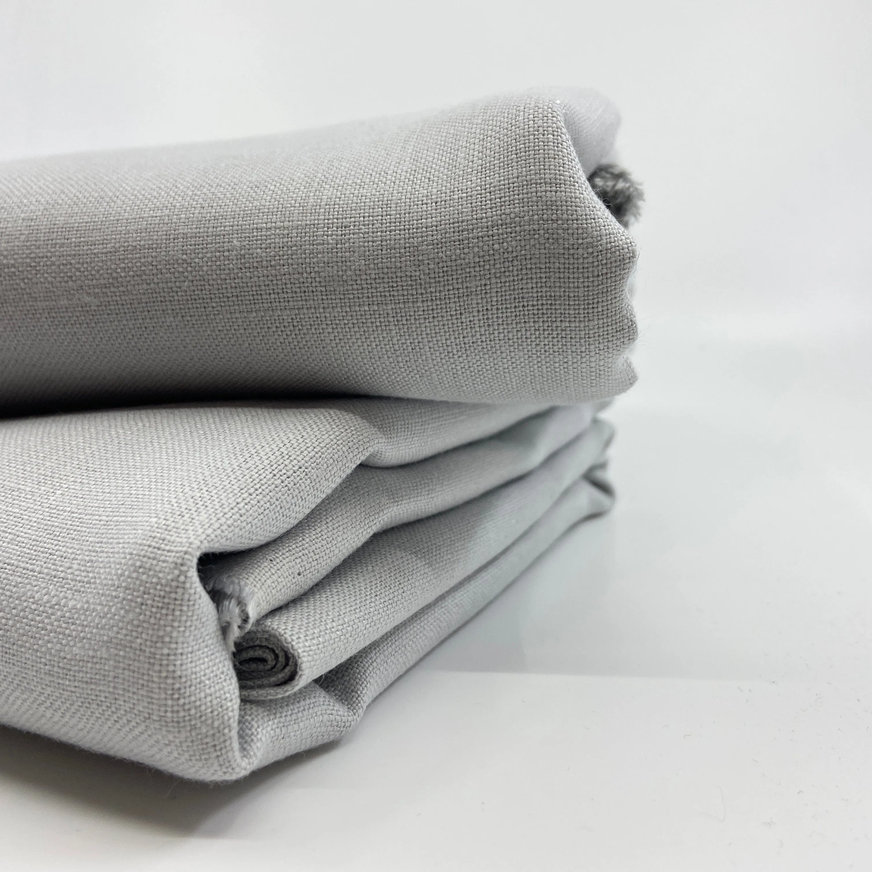 1 1/2 Yards of Driftwood Linen in Light Gray