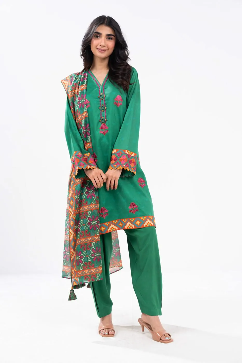3 Piece Embroidered Khaddar Suit With Light Khaddar Dupatta
