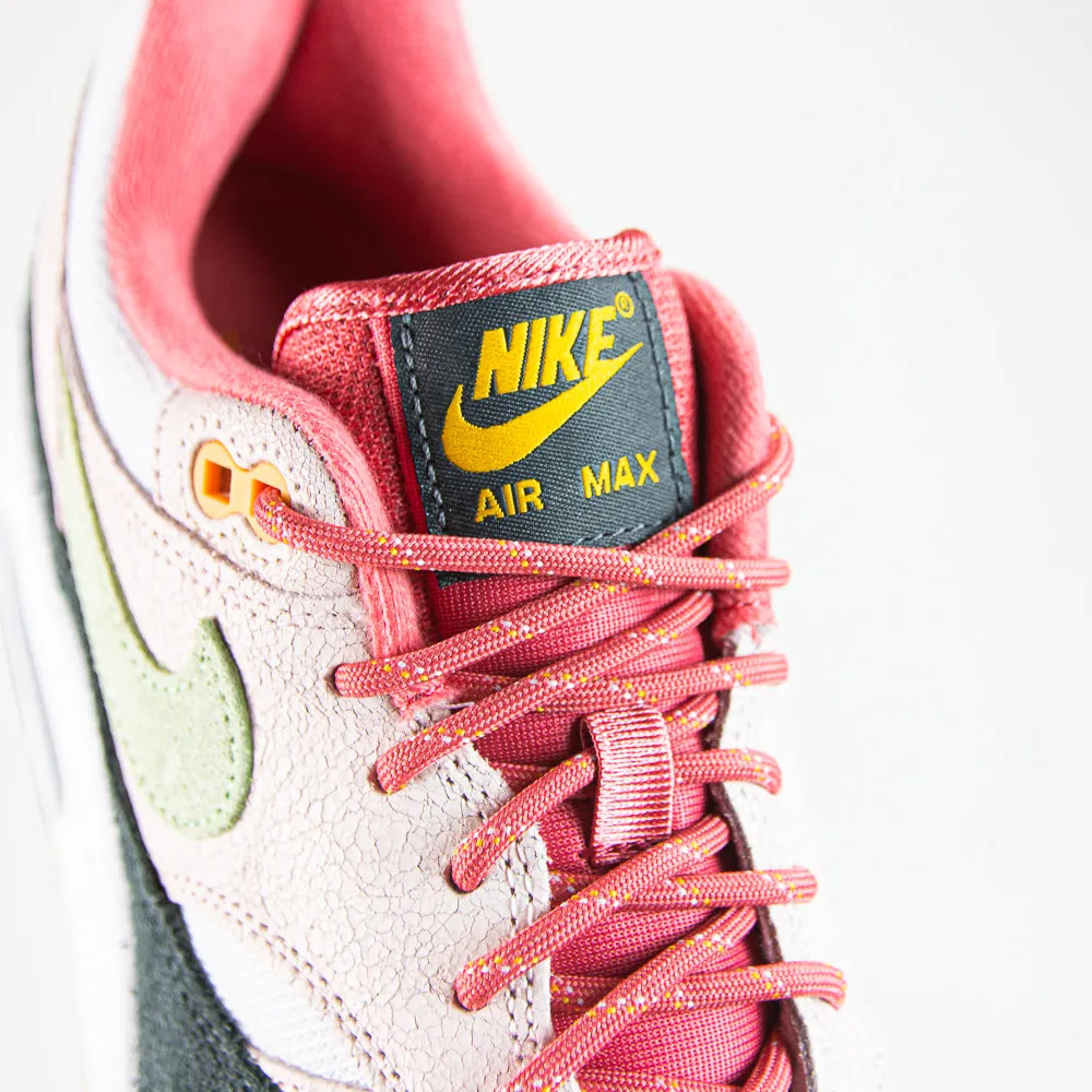 Air Max 1 (Light Soft Pink/Vapor Green)