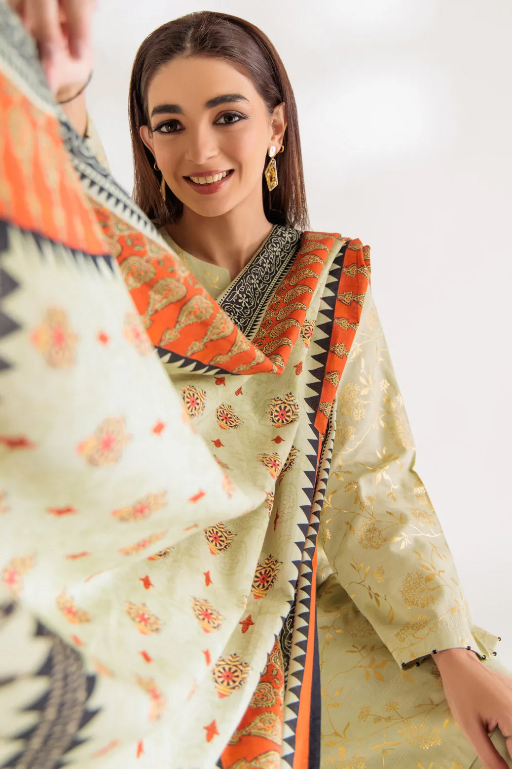BEIGE-KHADDAR-3 PIECE (PWS6233P42)