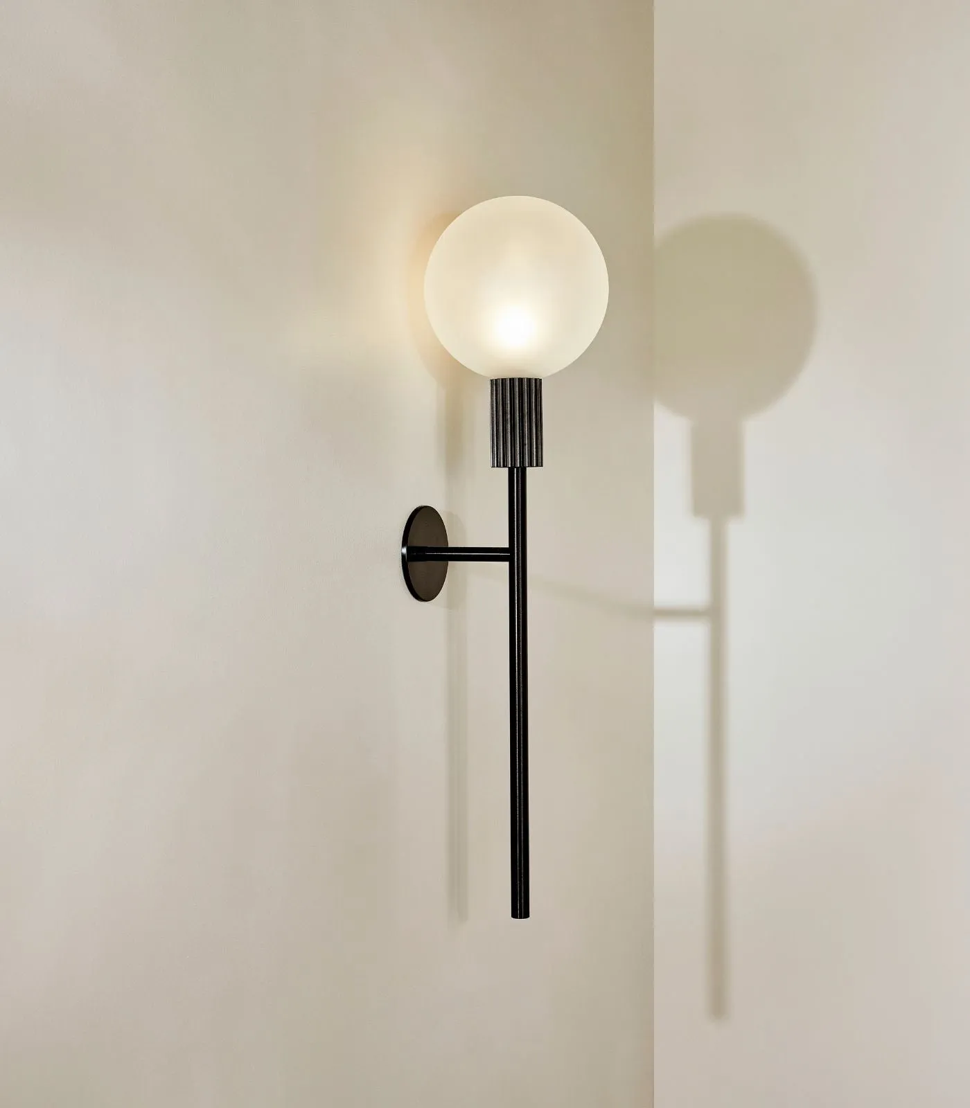 Fluted Brushed Black Wall Light | Attalos