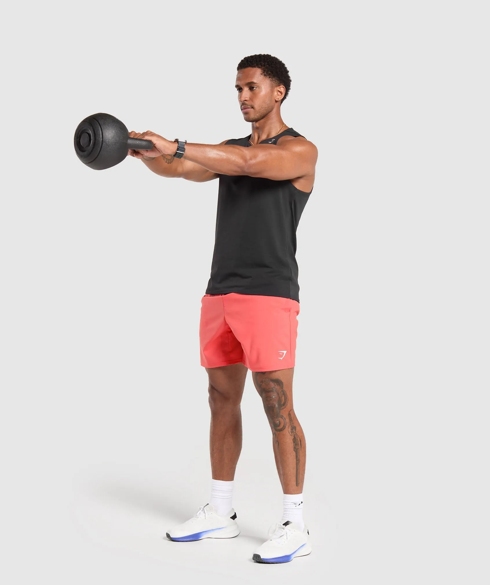 Gymshark Arrival 7" Shorts - Tropical Pink