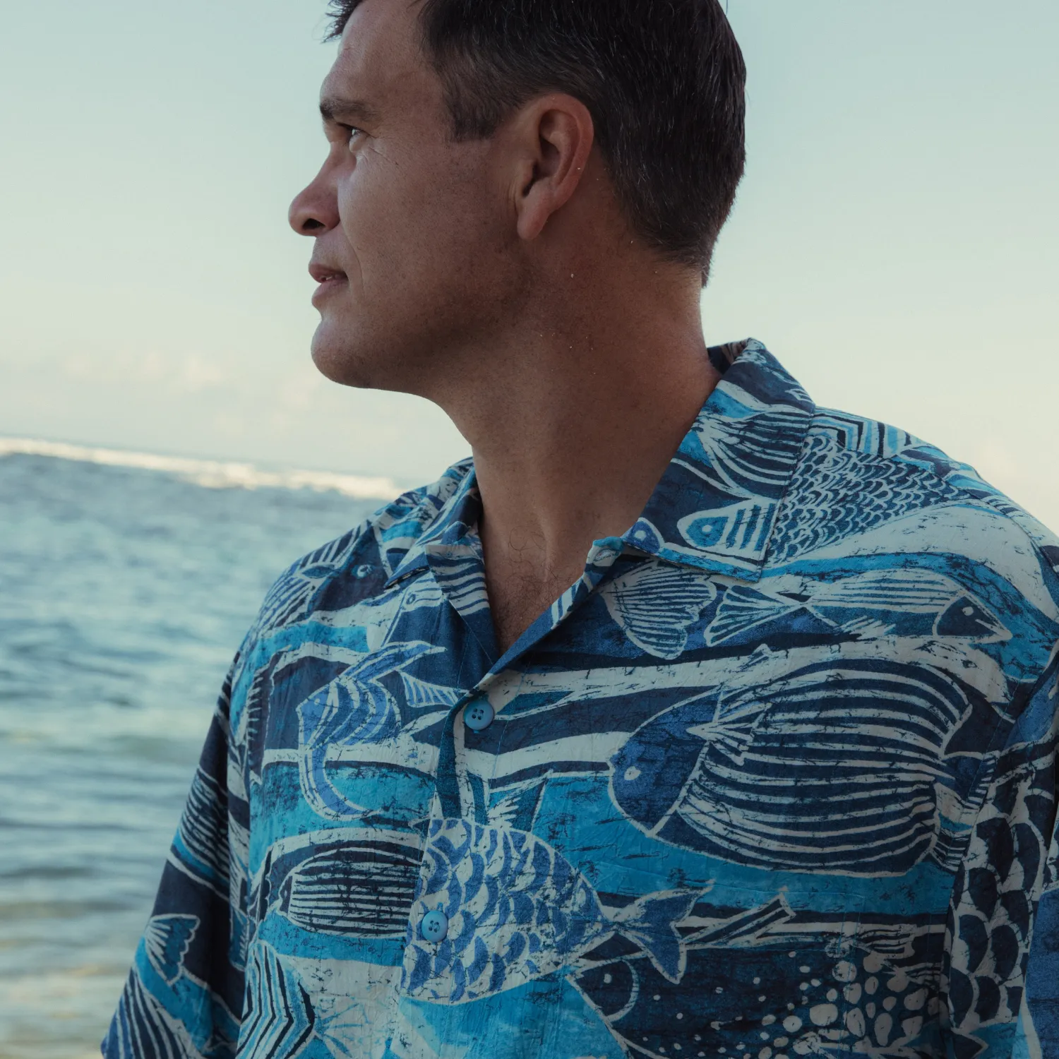 Men's Retro Shirt - Rainbow Runner Denim