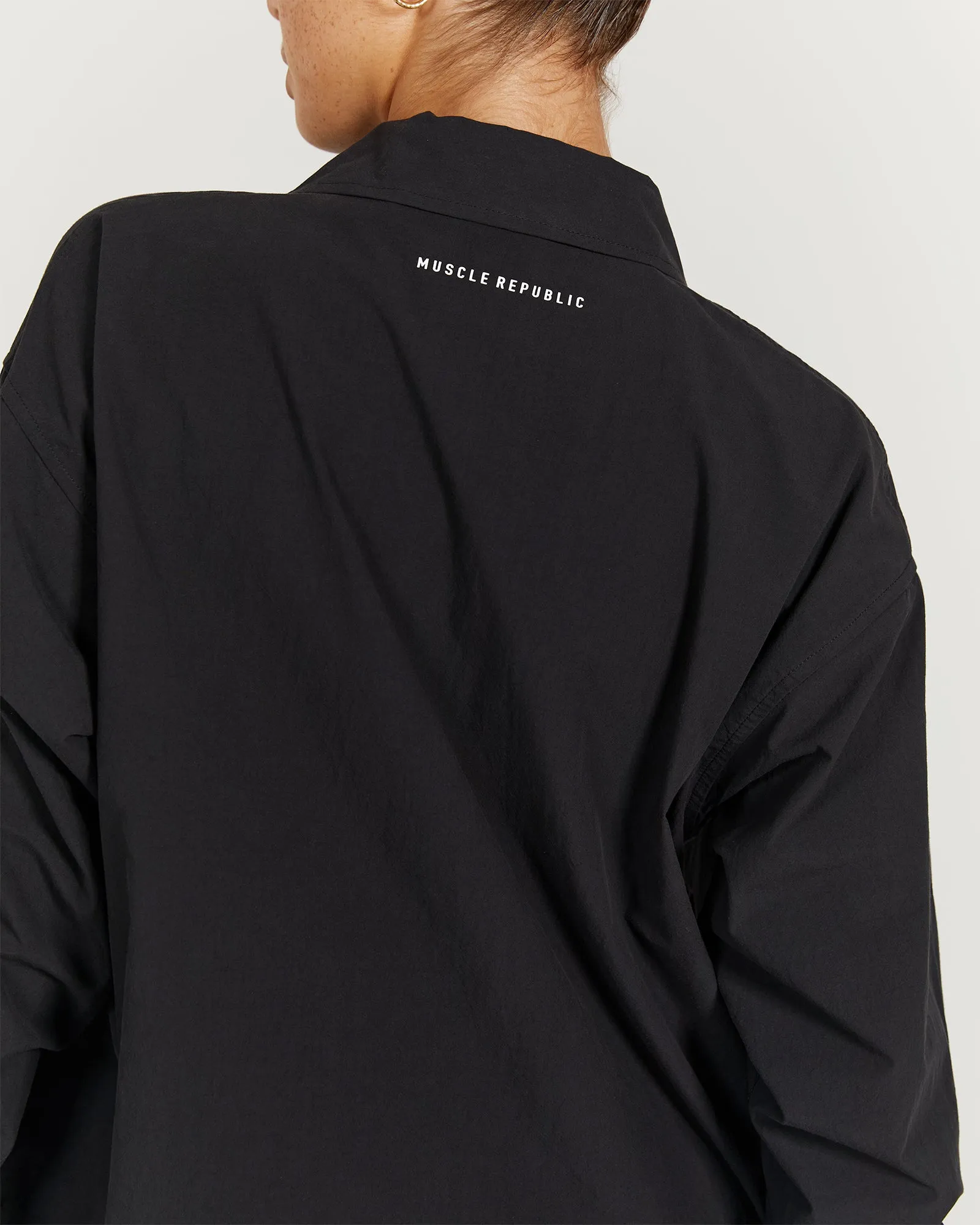 OVERSIZED BUTTON UP SHIRT - BLACK
