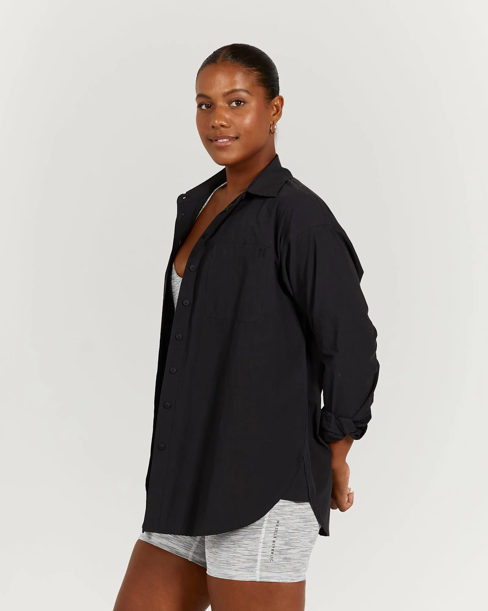OVERSIZED BUTTON UP SHIRT - BLACK