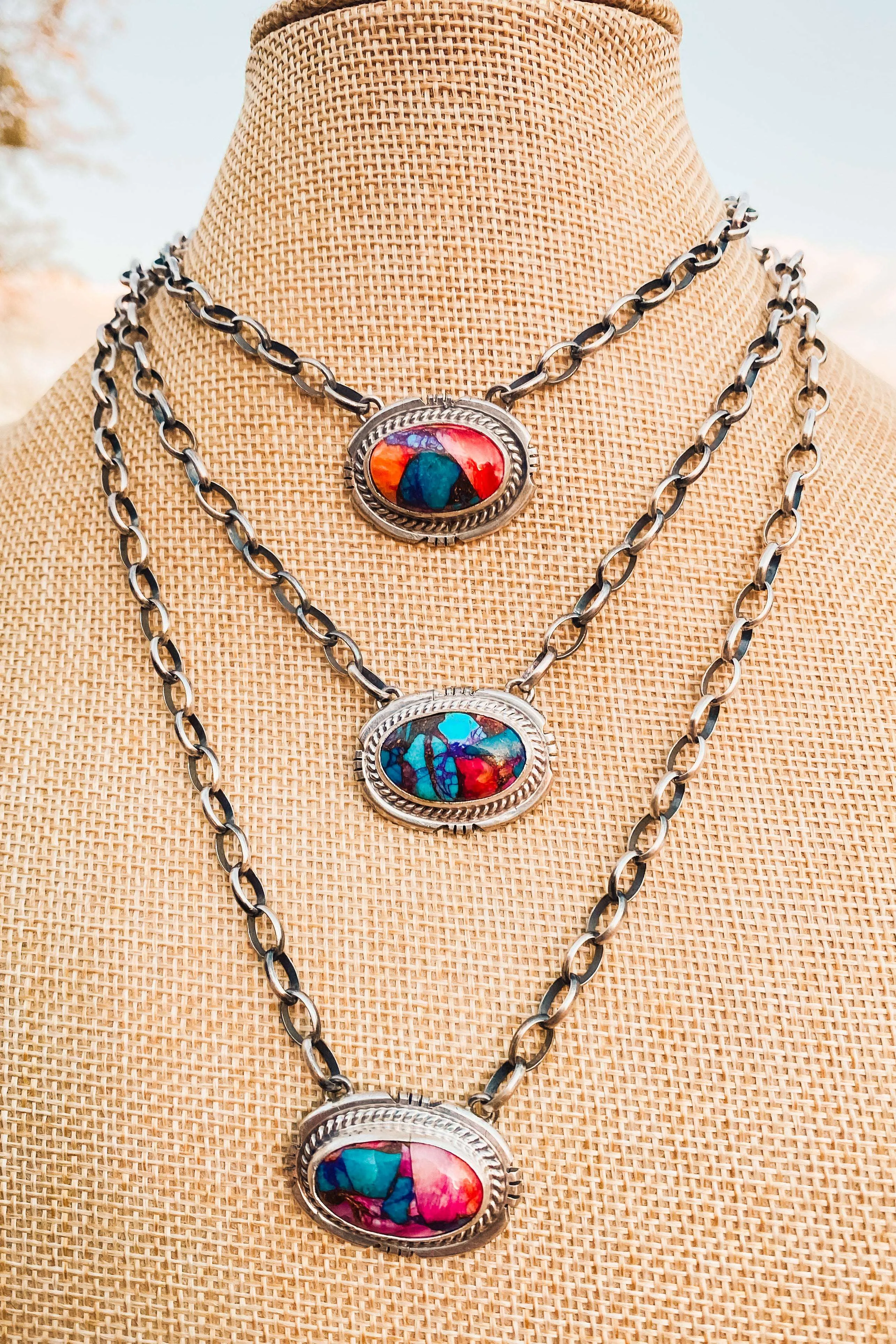 Mohave Sunset Sherbet Necklace at the Rodeo - Enhanced with Modifiers