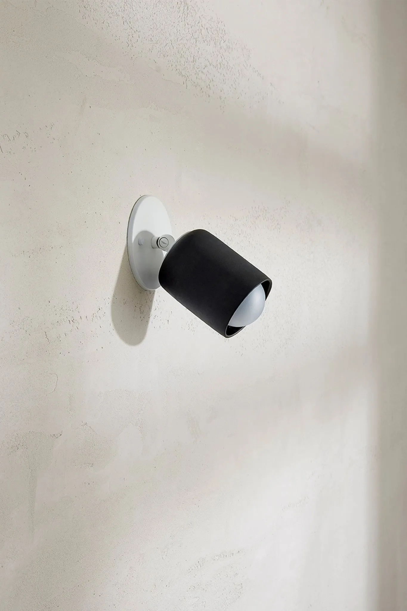 Terra 1 Short Surface Sconce