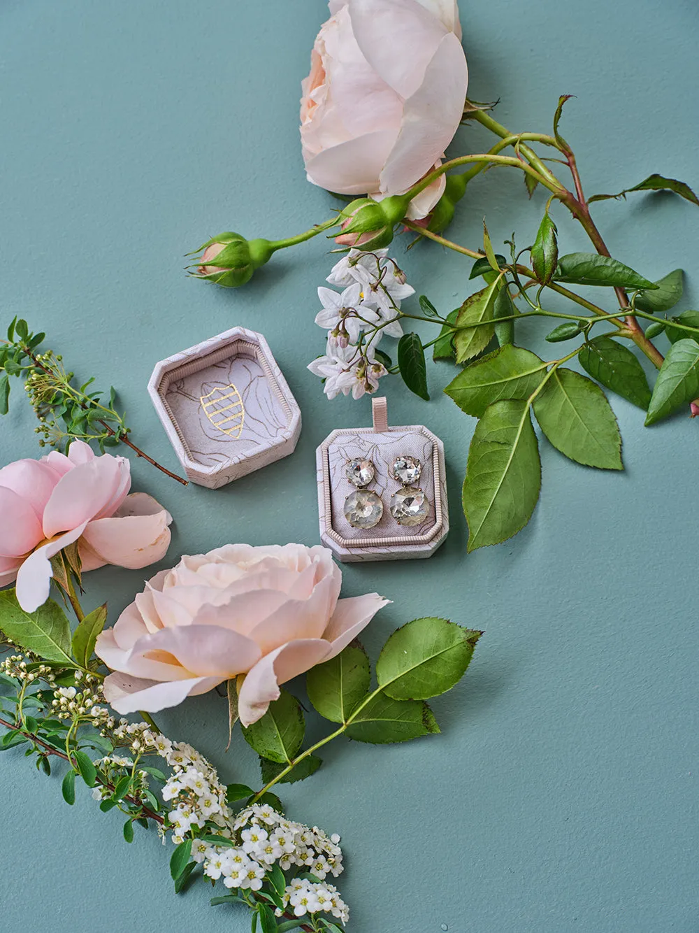 The Lily Earrings Box